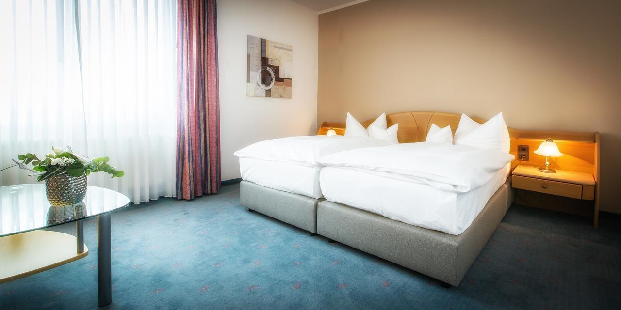Hotel Pfaelzer Hof Gmbh Брауншвейг Екстер'єр фото